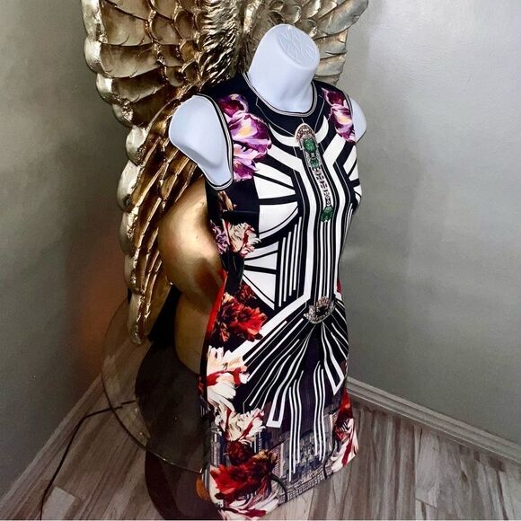 CLOVER CANYON Deco City Dress _State Empire Building - Picture 9 of 15